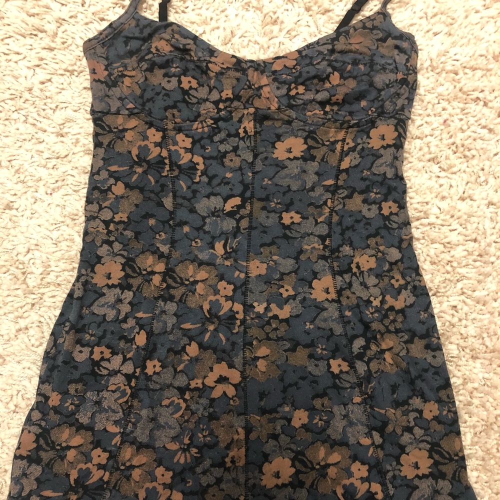 Wilfred woman’s floral tank